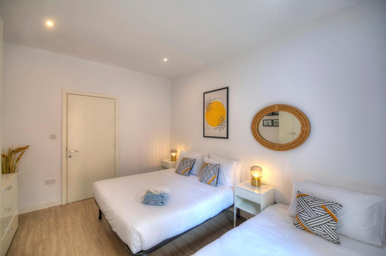 Spacious 4 Bedrooms With Sea View Balcony Goslm-3 Sliema Bagian luar foto